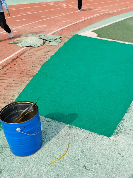 株洲球场翻新修补改造专项服务介绍